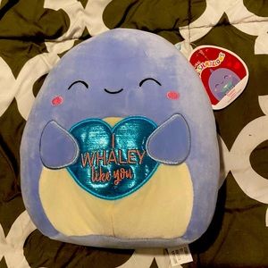 BNWT 8” Valentines Day Samir Squishmallow 💜🐳💜
